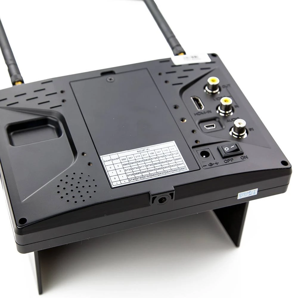 7" Lumenier LCD FPV Monitor With 5.8GHz 32CH Diversity Rx, DVR, Battery 4 7" Lumenier LCD FPV Monitor With 5.8GHz 32CH Diversity Rx, DVR, Battery - Image 4